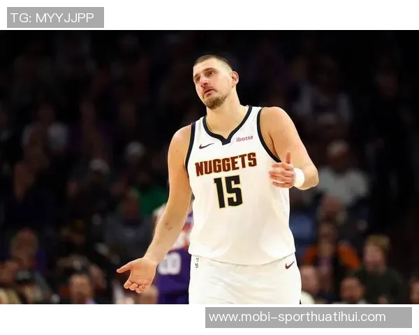 弗拉格激情四溢瞬间爆发隔扣琼斯并向约基奇挥拳庆祝全场沸腾